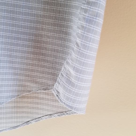 DAVID TAYLOR Upscale👕 Short Sleeve Button Down 👕 - Picture 7 of 8